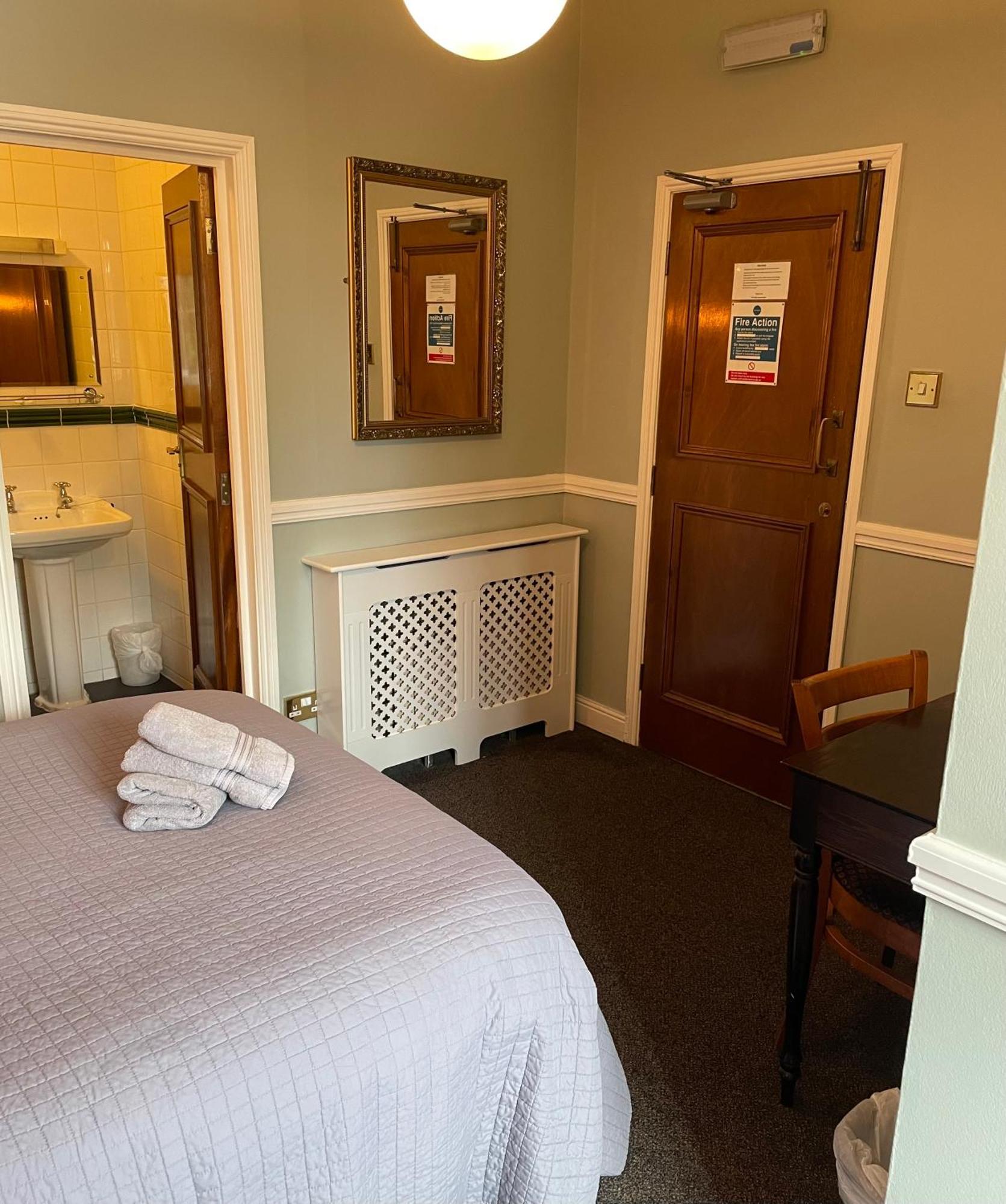 The Olde Swan Hotel 3*